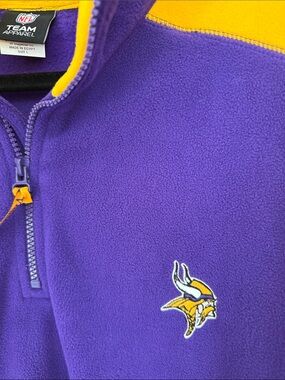 Minnesota Vikings Purple and Gold NFL long sleeved Fleece Quarter-Zip Pullover